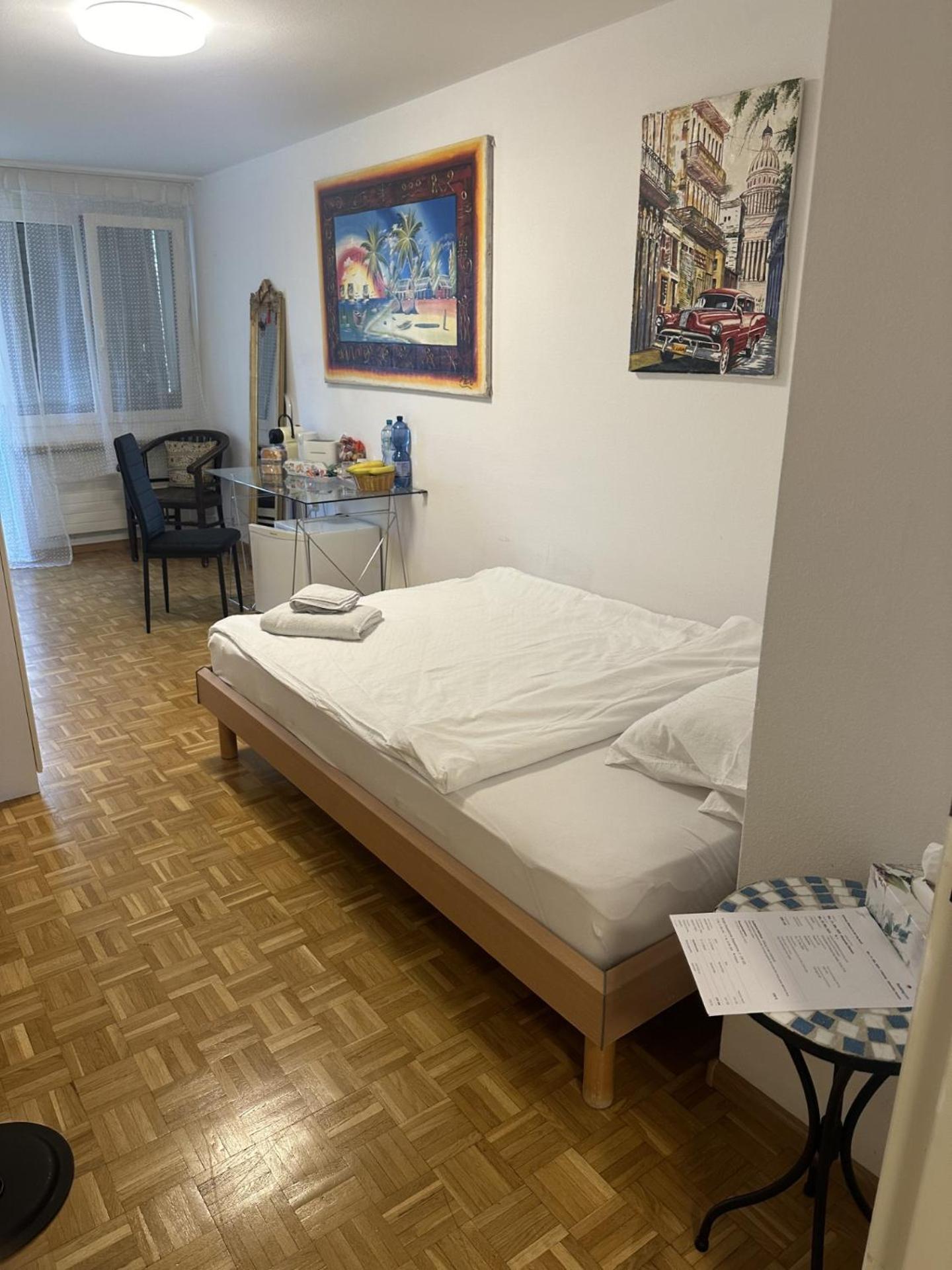 Schoenes Zimmer In Der City בזל מראה חיצוני תמונה
